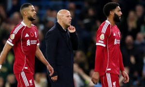 Liverpool khủng hoảng: Đã đến lúc Arne Slot phải đưa ra những quyết định tàn nhẫn