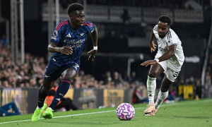 Ngoại hạng Anh dời lịch Arsenal và Palace vì tứ kết Cúp Liên đoàn