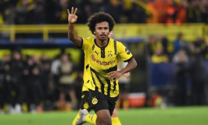 Đại diện của Karim Adeyemi đàm phán với Manchester United