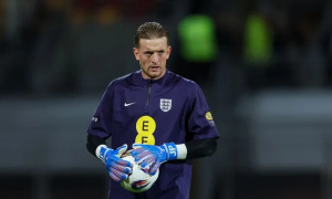 Carragher: Hai thủ môn dự bị của tuyển Anh chưa xứng cạnh tranh Pickford