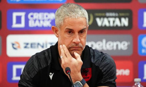 HLV Albania thán phục phong độ của tuyển Anh