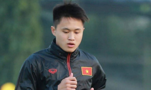 Tân binh Gia Bảo ca ngợi đàn anh Xuân Son