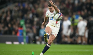 Chelsea giữ Denner tại Cobham để kiểm soát hồi phục chấn thương