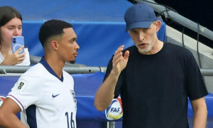 Vì sao cuộc gặp giữa Tuchel và Alexander-Arnold mang tính then chốt?