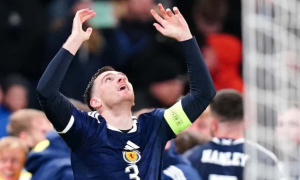 Robertson xúc động nhớ Jota khi cùng Scotland dự World Cup