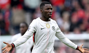 Chelsea ưu tiên gia hạn với Caicedo trong mùa đông yên ả