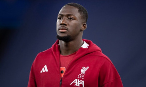 Konate ưu tiên Liverpool, hợp đồng mới tiến triển thuận lợi