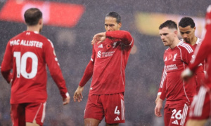 'Bắt bệnh' Liverpool, Barca, Juventus và các đội đang sa sút tại 5 giải hàng đầu châu Âu