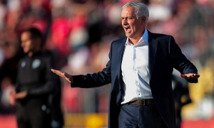 Benfica thận trọng theo yêu cầu của Mourinho trước thử thách Atletico