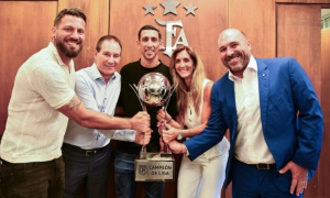 Di Maria giúp Rosario Central đoạt danh hiệu lịch sử