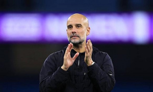 Pep Guardiola gửi 'chiến thư' đến Arsenal