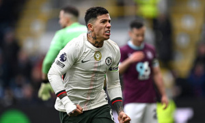 Enzo nổ súng phút 88, Maresca ăn mừng phấn khích