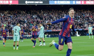 Hansi Flick: 'Lewandowski là số 9 hay nhất thế giới'