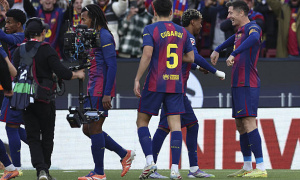 Nico Williams bị la ó, Barca thắng tưng bừng trong ngày trở về Camp Nou