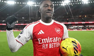 Thierry Henry: Eze đang vượt lên Odegaard trong cuộc đua vị trí số 10