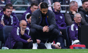 'Gót chân Achilles' buộc Man Utd phải hành động ngay trong tháng Một