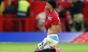 Phong độ trái ngược của Amad và Zirkzee tại Old Trafford