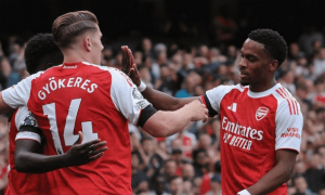 Arsenal thắng tưng bừng, Arteta đau đầu vì… quá mạnh