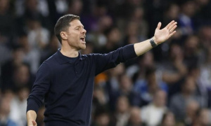 Mendilibar bảo vệ Xabi Alonso giữa áp lực tại Real Madrid