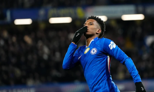 Estevao gửi thông điệp đến Yamal sau trận Chelsea thắng Barcelona 3-0