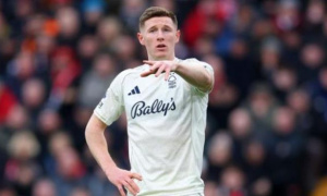 Forest giữ cứng Elliot Anderson, Man Utd tính phương án khác cho hàng tiền vệ