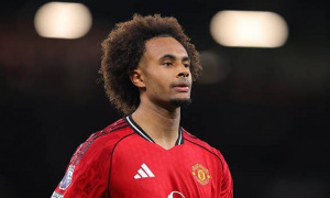 Amorim hết kiên nhẫn, MU cân nhắc chia tay Zirkzee