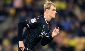 Toby Collyer tái phát chấn thương sau 10 phút khiến MU lo lắng