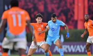 Nam Định níu hy vọng đi tiếp bằng kịch bản gần như bất khả thi