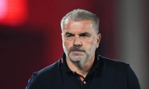 Leeds tính sa thải Farke, Postecoglou và Rodgers là ứng viên hàng đầu