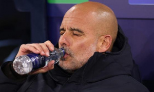 Pep thúc giục Man City bỏ nỗi sợ sai lầm trước trận gặp Leeds