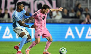 Cán mốc 405 đường chuyền thành bàn, Messi phá kỷ lục thế giới