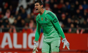 Courtois lo ngại vì điểm yếu mang tên Alexander-Arnold