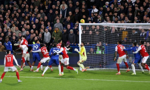 Enzo Fernandez có việt vị trong bàn mở tỷ số của Chelsea?