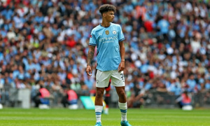 Man City thoát penalty trước Fulham, trọng tài đổi ý từ góc quay mới