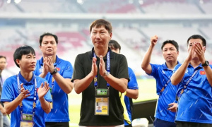 HLV Kim Sang-sik tung hỏa lực mạnh nhất đấu U22 Lào