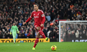 Sai lầm của Van Dijk khiến Liverpool bị Sunderland cầm hòa