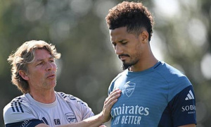 Saliba tiết lộ bí quyết thành công của hàng phòng ngự Arsenal