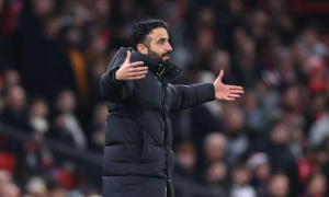 Man Utd bị Roy Keane chỉ trích dữ dội sau trận hòa West Ham