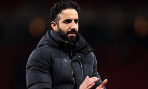 Amorim: MU thiếu sáng tạo và dứt điểm kém