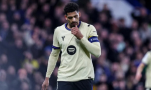 Ronald Araujo nghỉ vô thời hạn: Laporta lên tiếng trấn an