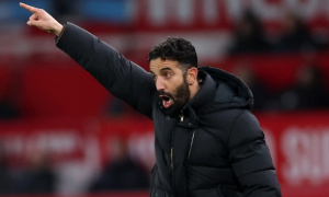 Amorim 'tức giận và thất vọng' khi MU đánh rơi chiến thắng trước West Ham