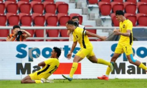U22 Malaysia vượt qua U22 Lào 4-1: Sự khác biệt trong hiệp hai