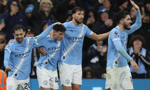 Man City thăng hoa với chiến thắng 3-0 trước Sunderland, thu hẹp khoảng cách với Arsenal