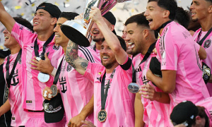 Messi tỏa sáng với cú hat-trick, giúp Inter Miami vô địch MLS Cup