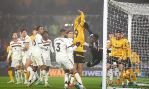 Soi trận Wolves vs Man Utd: Khách bất ổn, chủ nhà khủng hoảng