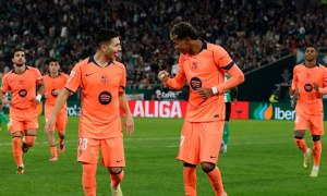 Lamine tỏa sáng trong vai trò số 10 mới mẻ trước Betis