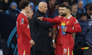 Mohamed Salah và Arne Slot: Khi cái tôi đối đầu quyền lực tại Anfield