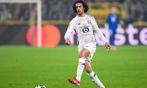 Ayyoub Bouaddi: Man United đối mặt với Arsenal và PSG trong cuộc đua chiêu mộ