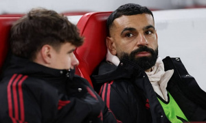 Robert Green chỉ trích Mohamed Salah, áp lực gia tăng ở Liverpool