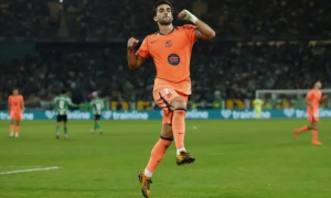 Ferran Torres phá kỷ lục ghi bàn với hat-trick vào lưới Betis